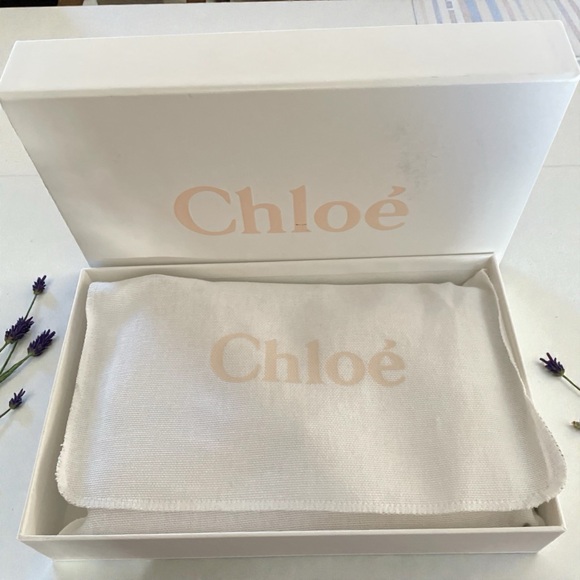 Authentic Chloe Zippy Wallet